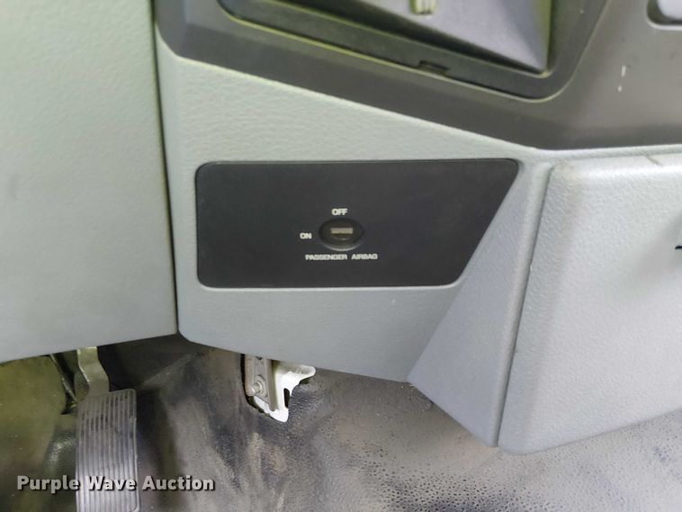 image for item YA1157 2016 Ford F550 Super Duty bucket truck