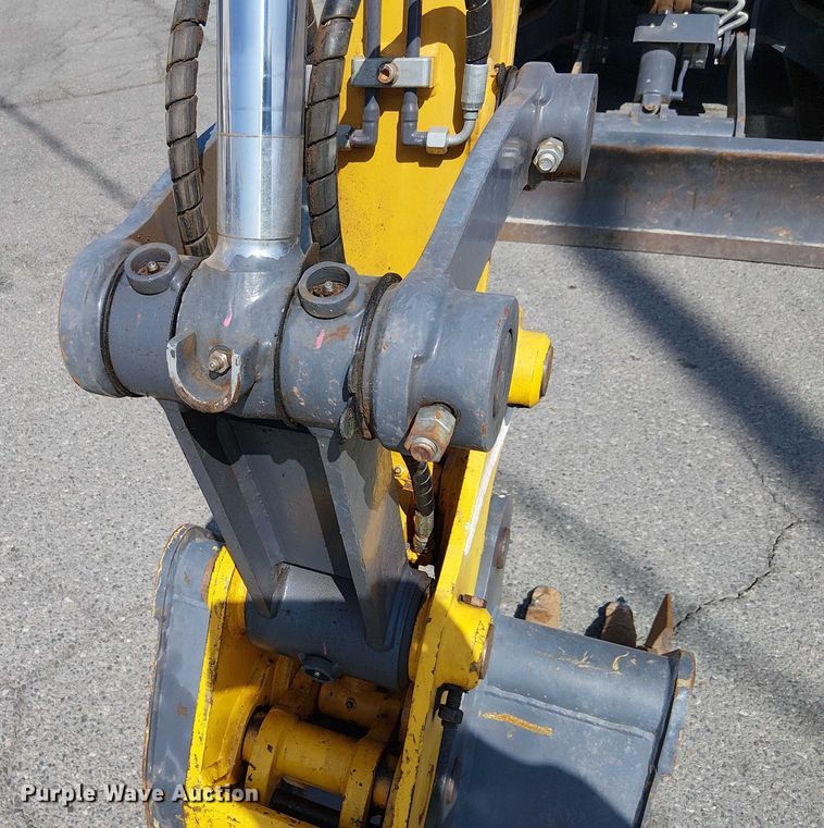 image for item YA1192 2021 XCMG XE55U mini excavator