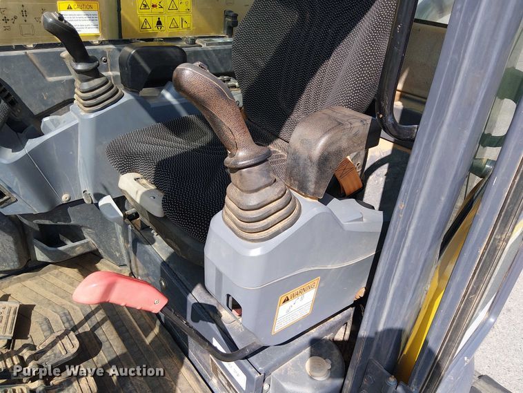 image for item YA1192 2021 XCMG XE55U mini excavator