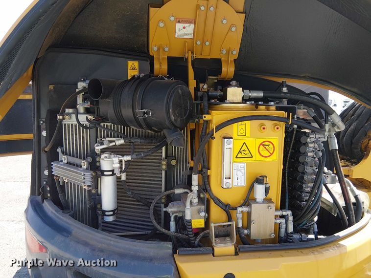 image for item YA1192 2021 XCMG XE55U mini excavator