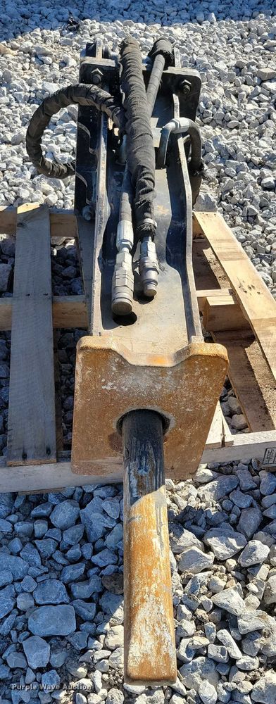 image for item YA1202 2010 Caterpillar B6 breaker