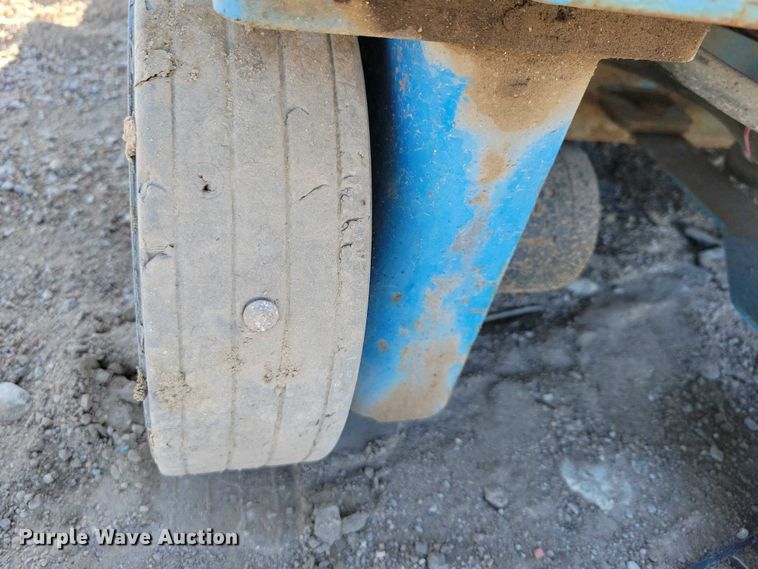 image for item YA1203 2015 Genie GR20 vertical lift