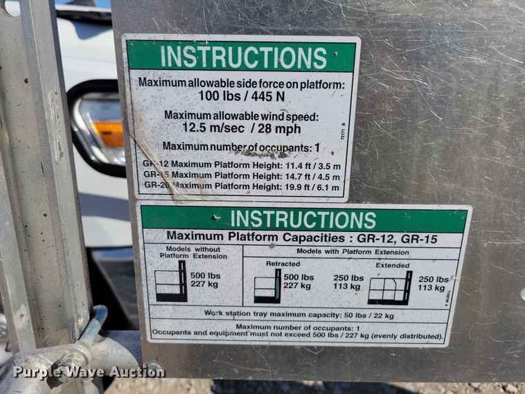 image for item YA1204 2015 Genie GR20 vertical lift