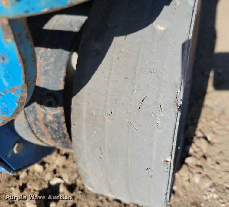 image for item YA1204 2015 Genie GR20 vertical lift