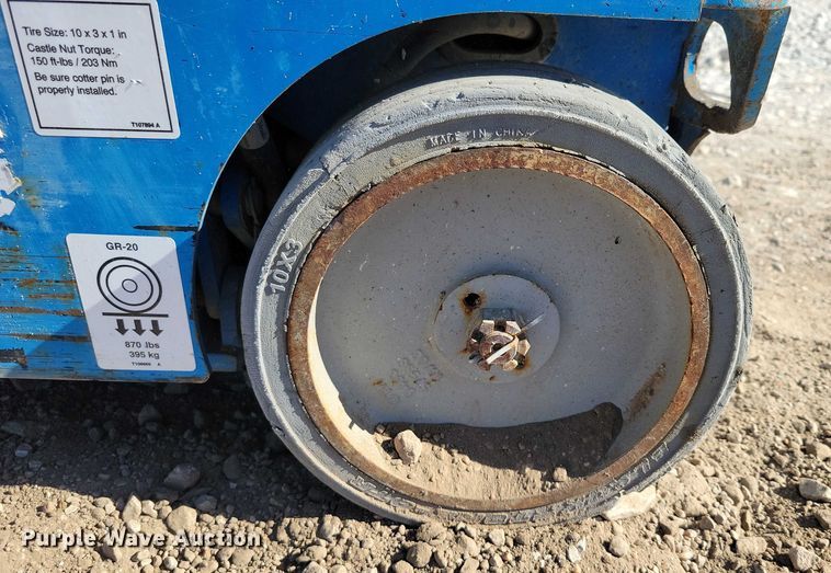 image for item YA1204 2015 Genie GR20 vertical lift