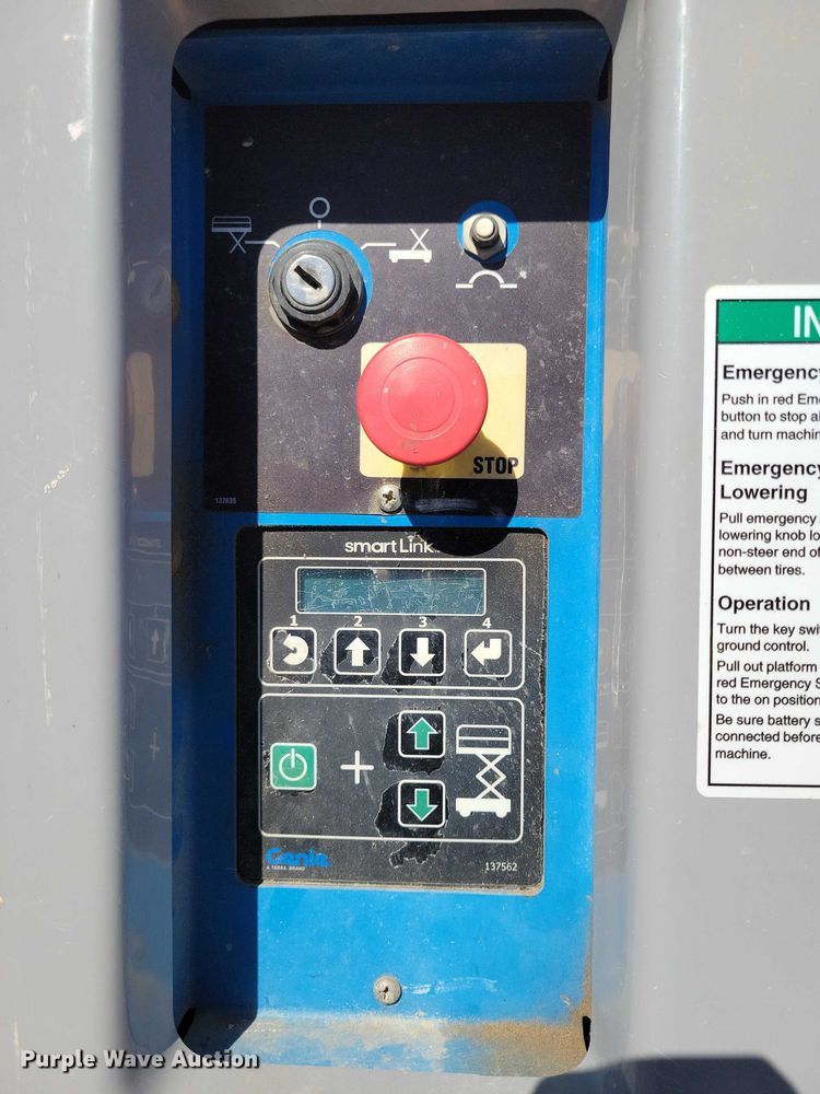 image for item YA1205 2015 Genie GR20 vertical lift