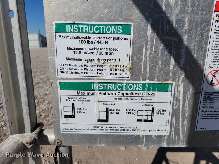 image for item YA1205 2015 Genie GR20 vertical lift