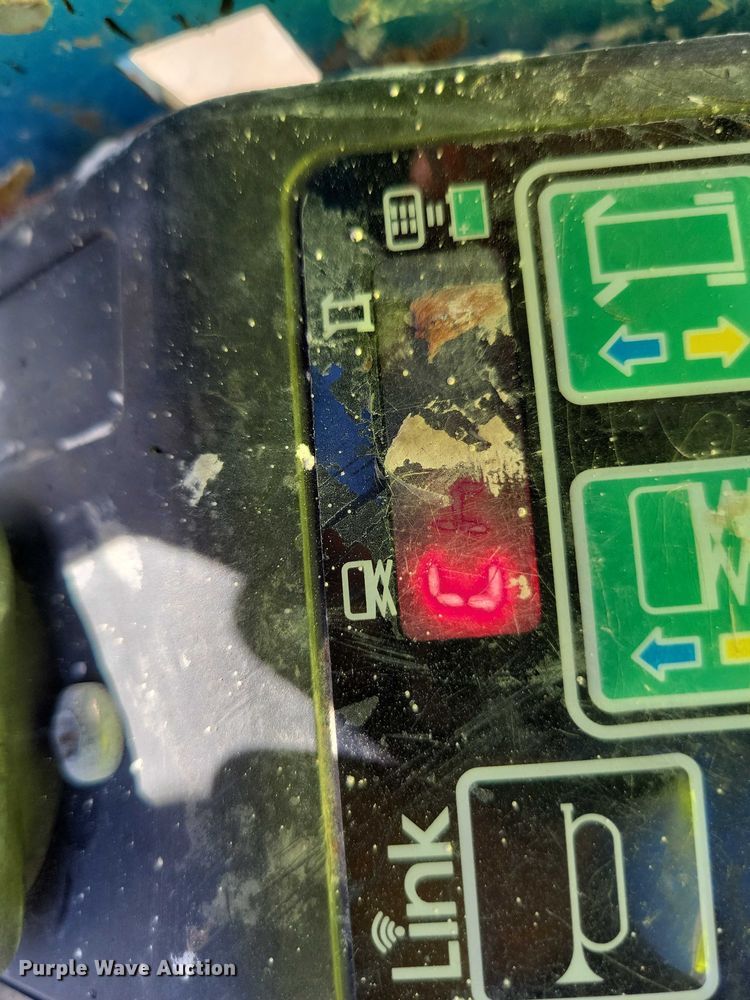 image for item YA1206 2015 Genie GR20 vertical lift