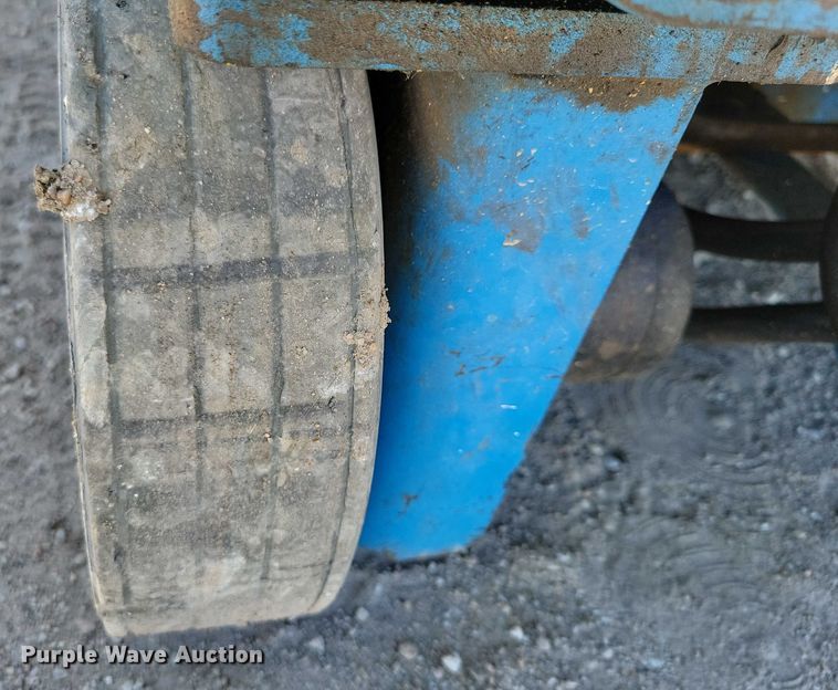 image for item YA1206 2015 Genie GR20 vertical lift