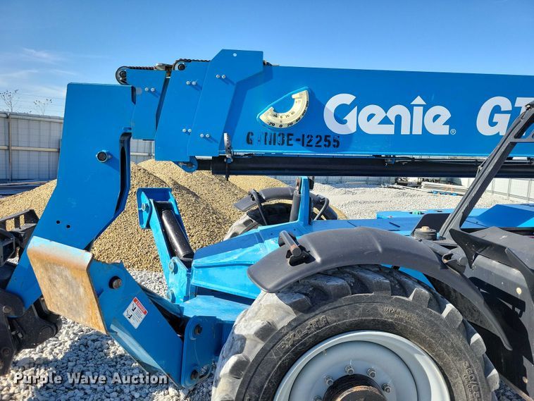 image for item YA1207 2017 Genie GTH-1056 telehandler