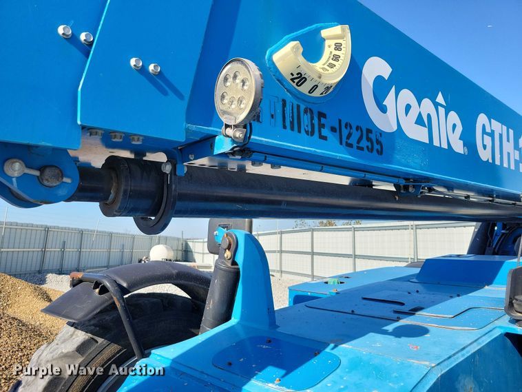 image for item YA1207 2017 Genie GTH-1056 telehandler