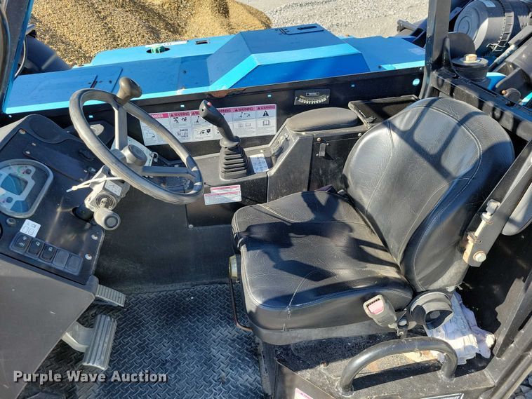 image for item YA1207 2017 Genie GTH-1056 telehandler