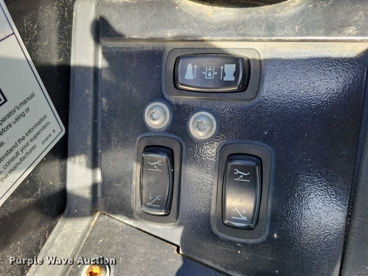 image for item YA1207 2017 Genie GTH-1056 telehandler