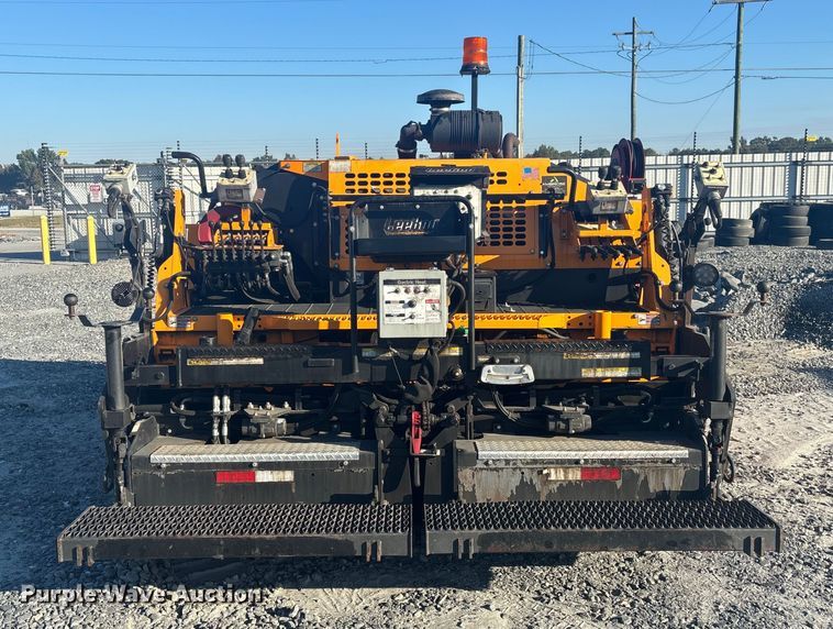 image for item YA1246 2023 LeeBoy 8510E paver