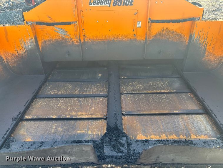 image for item YA1246 2023 LeeBoy 8510E paver