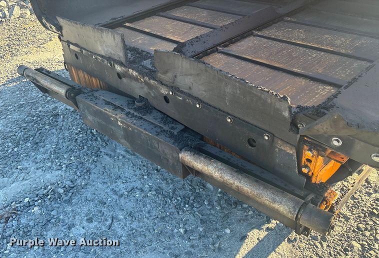 image for item YA1246 2023 LeeBoy 8510E paver