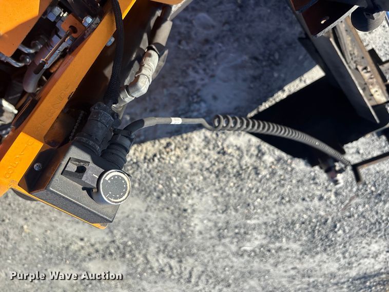 image for item YA1246 2023 LeeBoy 8510E paver