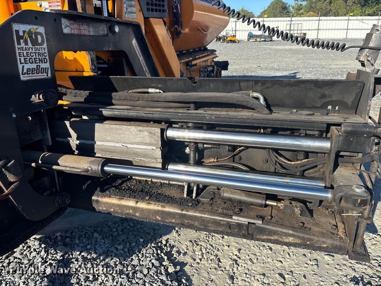 image for item YA1246 2023 LeeBoy 8510E paver