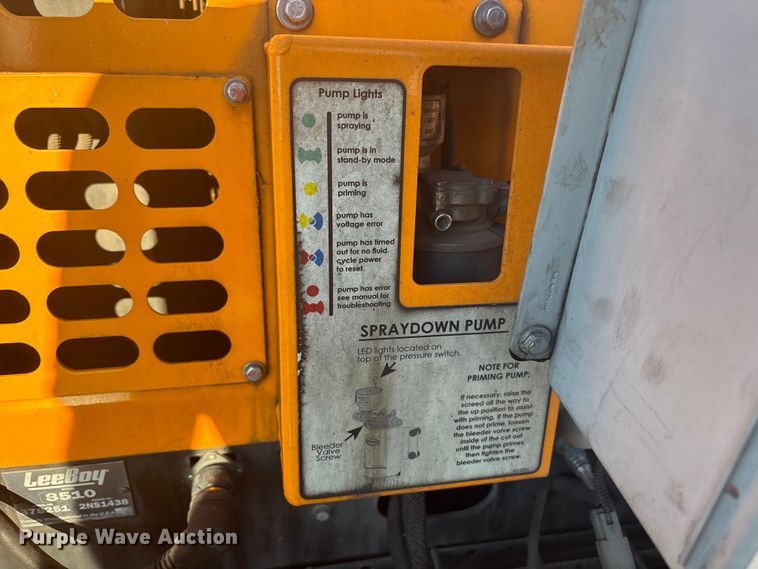 image for item YA1246 2023 LeeBoy 8510E paver