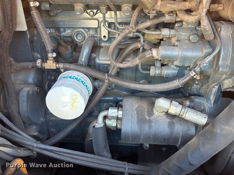 image for item YA1246 2023 LeeBoy 8510E paver