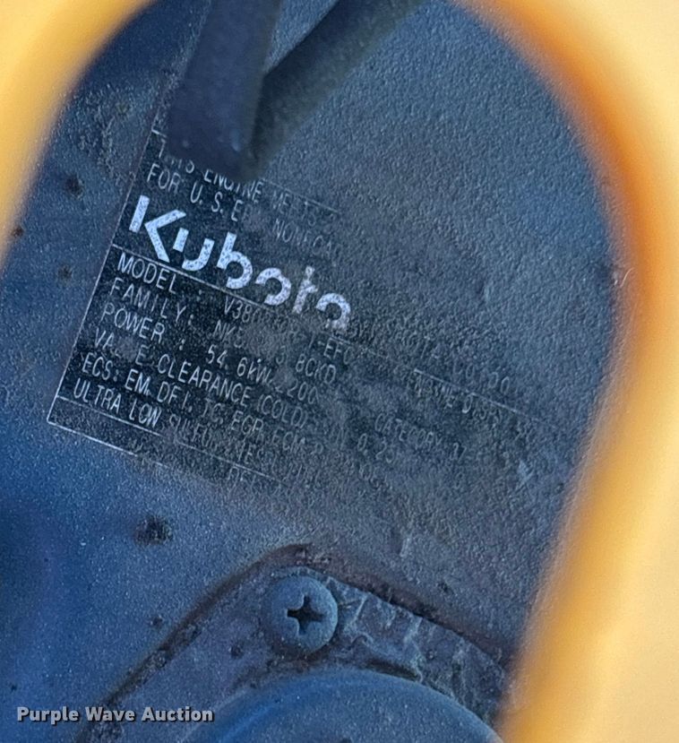 image for item YA1246 2023 LeeBoy 8510E paver