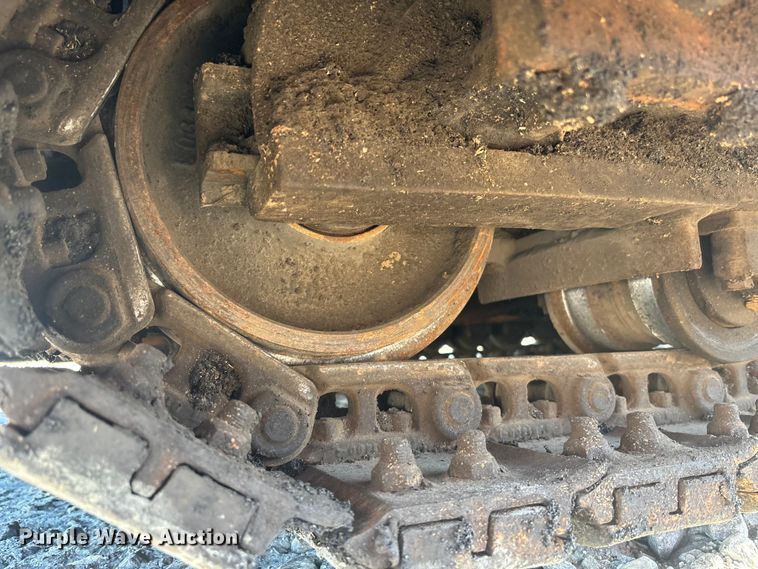 image for item YA1246 2023 LeeBoy 8510E paver