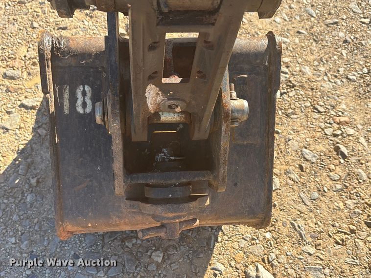 image for item YA1248 2017 Bobcat E32I mini excavator