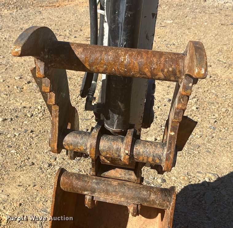 image for item YA1248 2017 Bobcat E32I mini excavator