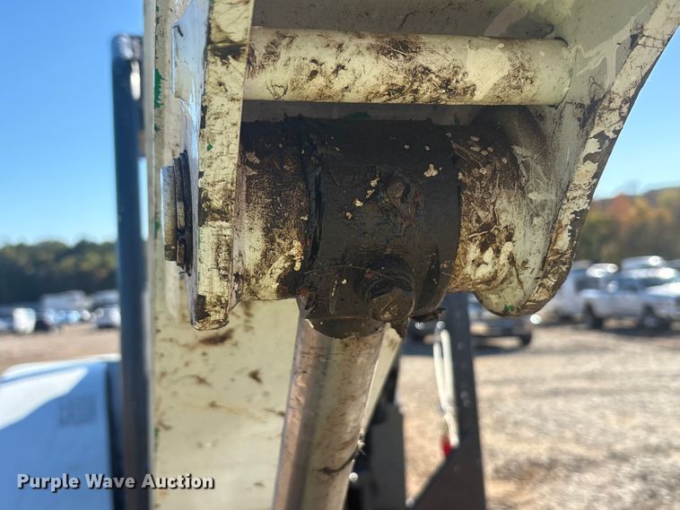 image for item YA1248 2017 Bobcat E32I mini excavator