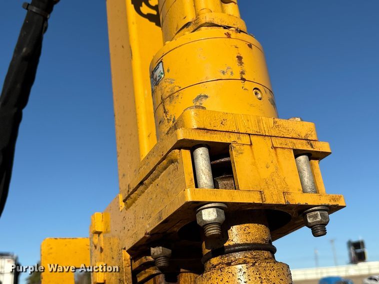 image for item YA1260 2023 Vermeer Navigator D24x40 Series III directional boring unit