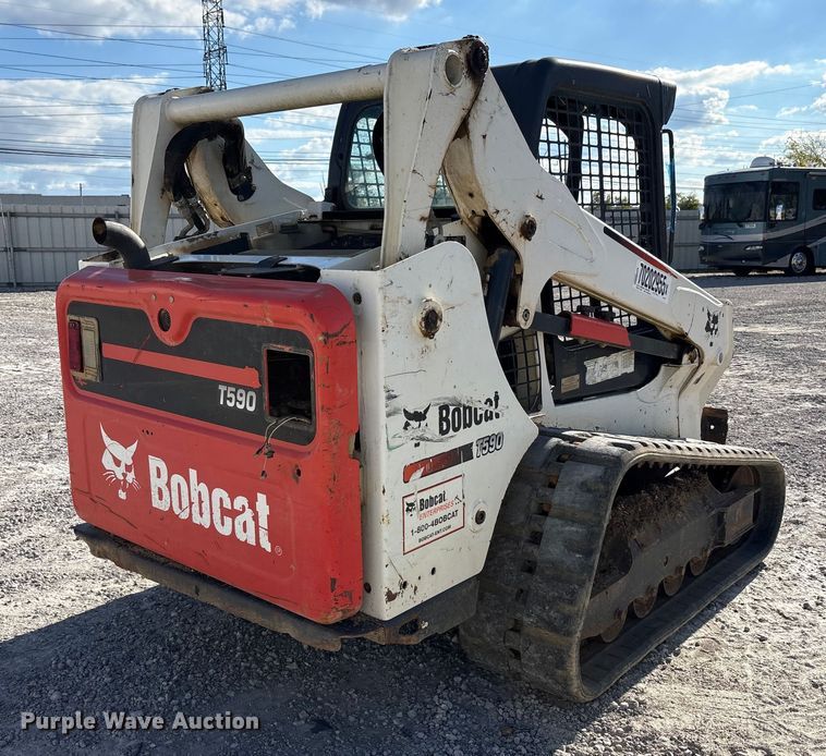 MINI CARGADOR SOBRE ORUGAS 2016 BOBCAT T590
