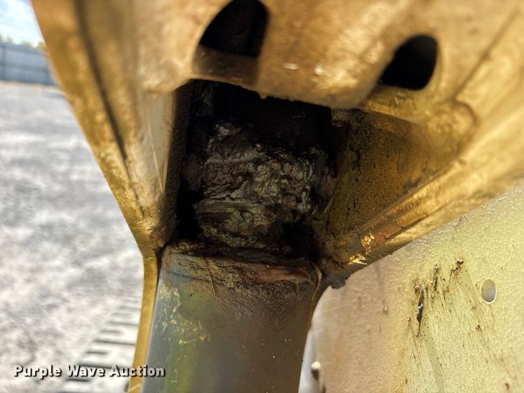 image for item YA1268 2016 Bobcat T590 tracked skid steer loader