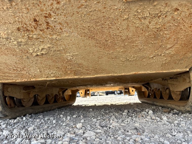 image for item YA1268 2016 Bobcat T590 tracked skid steer loader