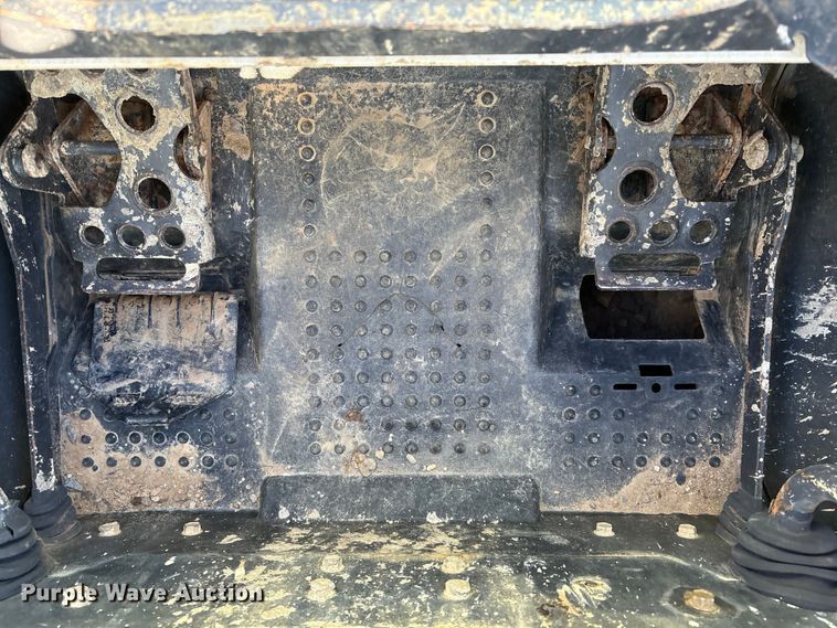 image for item YA1268 2016 Bobcat T590 tracked skid steer loader