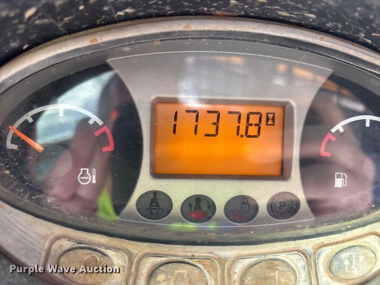 image for item YA1268 2016 Bobcat T590 tracked skid steer loader