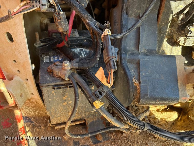 image for item YA1268 2016 Bobcat T590 tracked skid steer loader