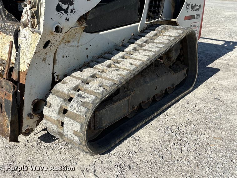 image for item YA1268 2016 Bobcat T590 tracked skid steer loader