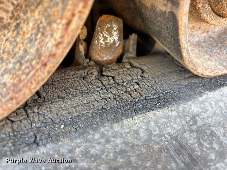 image for item YA1268 2016 Bobcat T590 tracked skid steer loader