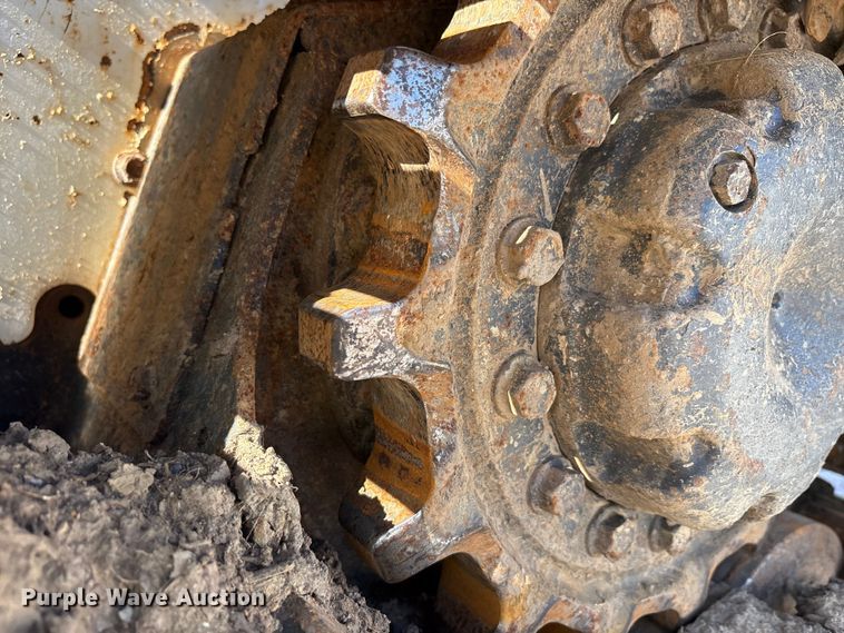 image for item YA1268 2016 Bobcat T590 tracked skid steer loader