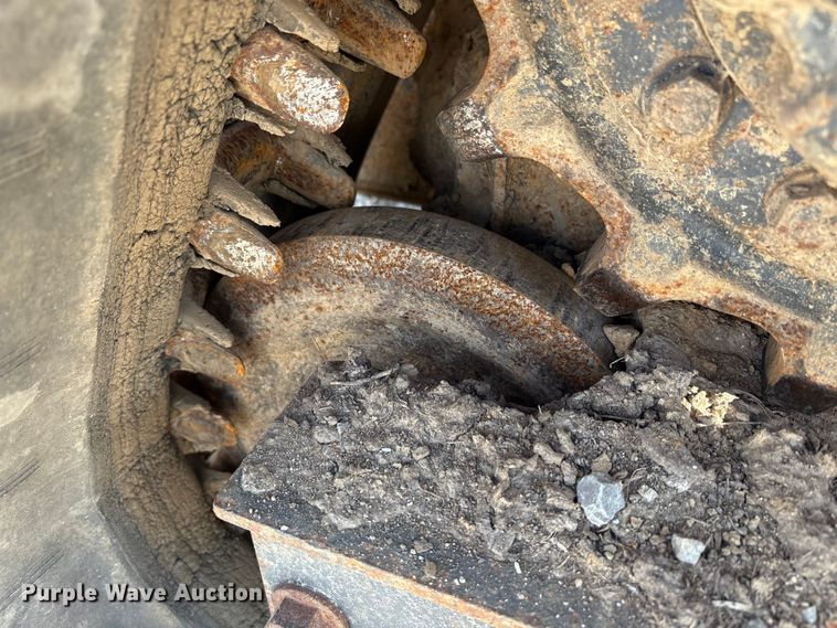 image for item YA1268 2016 Bobcat T590 tracked skid steer loader