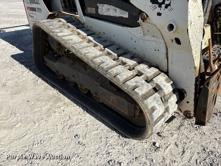 image for item YA1268 2016 Bobcat T590 tracked skid steer loader