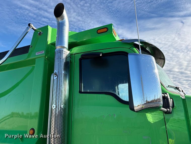 image for item YA1277 2025 Kenworth T480 dump truck
