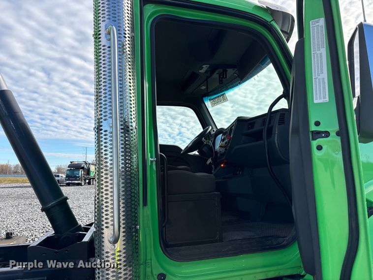 image for item YA1277 2025 Kenworth T480 dump truck