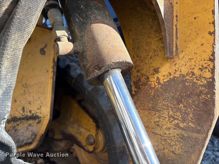 image for item YA1290 2019 Caterpillar 279D tracked skid steer loader