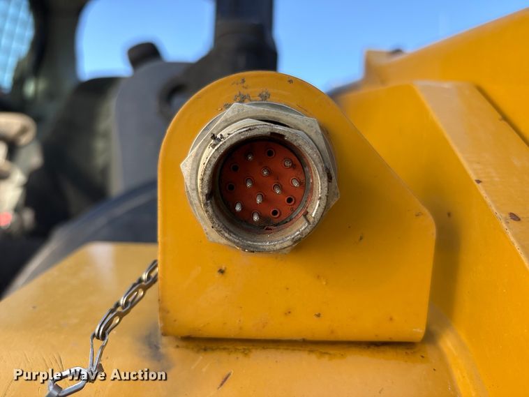 image for item YA1290 2019 Caterpillar 279D tracked skid steer loader