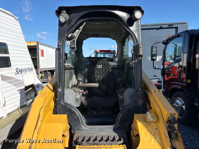 image for item YA1290 2019 Caterpillar 279D tracked skid steer loader