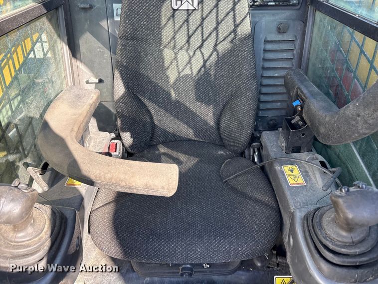 image for item YA1290 2019 Caterpillar 279D tracked skid steer loader