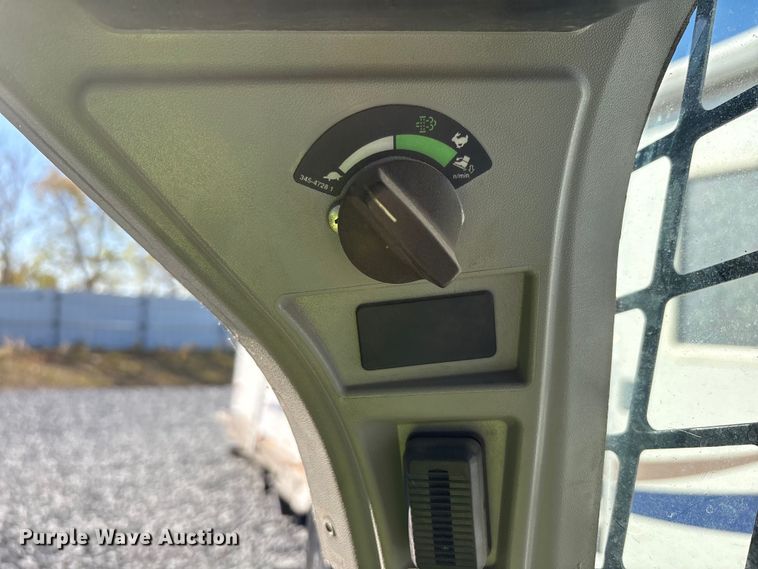 image for item YA1290 2019 Caterpillar 279D tracked skid steer loader