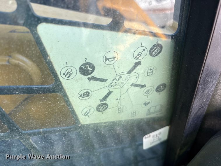 image for item YA1290 2019 Caterpillar 279D tracked skid steer loader