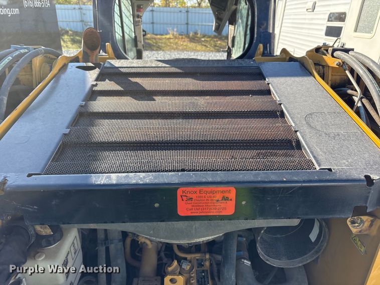 image for item YA1290 2019 Caterpillar 279D tracked skid steer loader